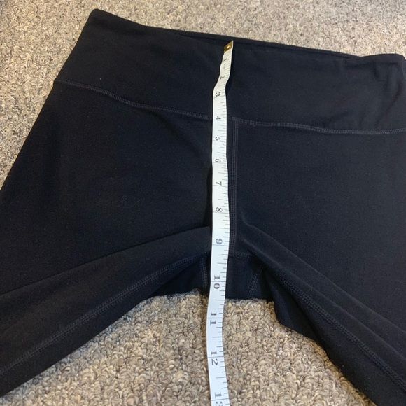 Athleta Black Capri Leggings Women’s Size Medium - Picture 4 of 6